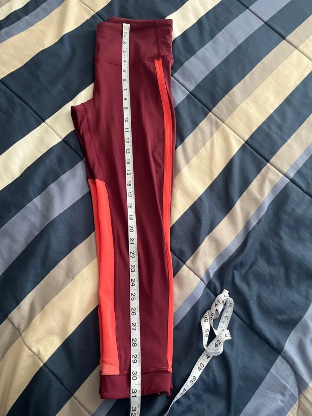 🍋 LIKE NEW Lululemon Zip The Line Crop *23 in Deep Ruby/Poppy Coral - Sz 8 - Picture 15 of 17